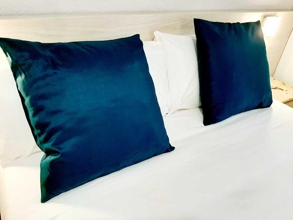 Arjori Rooms Hostal サラマンカ エクステリア 写真
