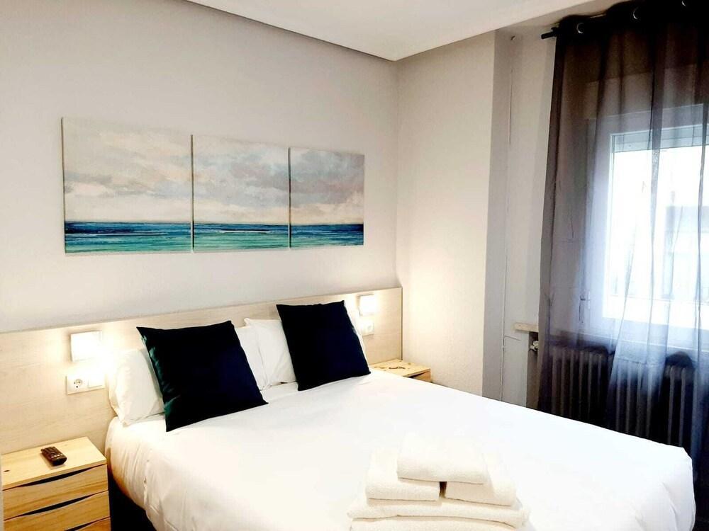 Arjori Rooms Hostal サラマンカ エクステリア 写真