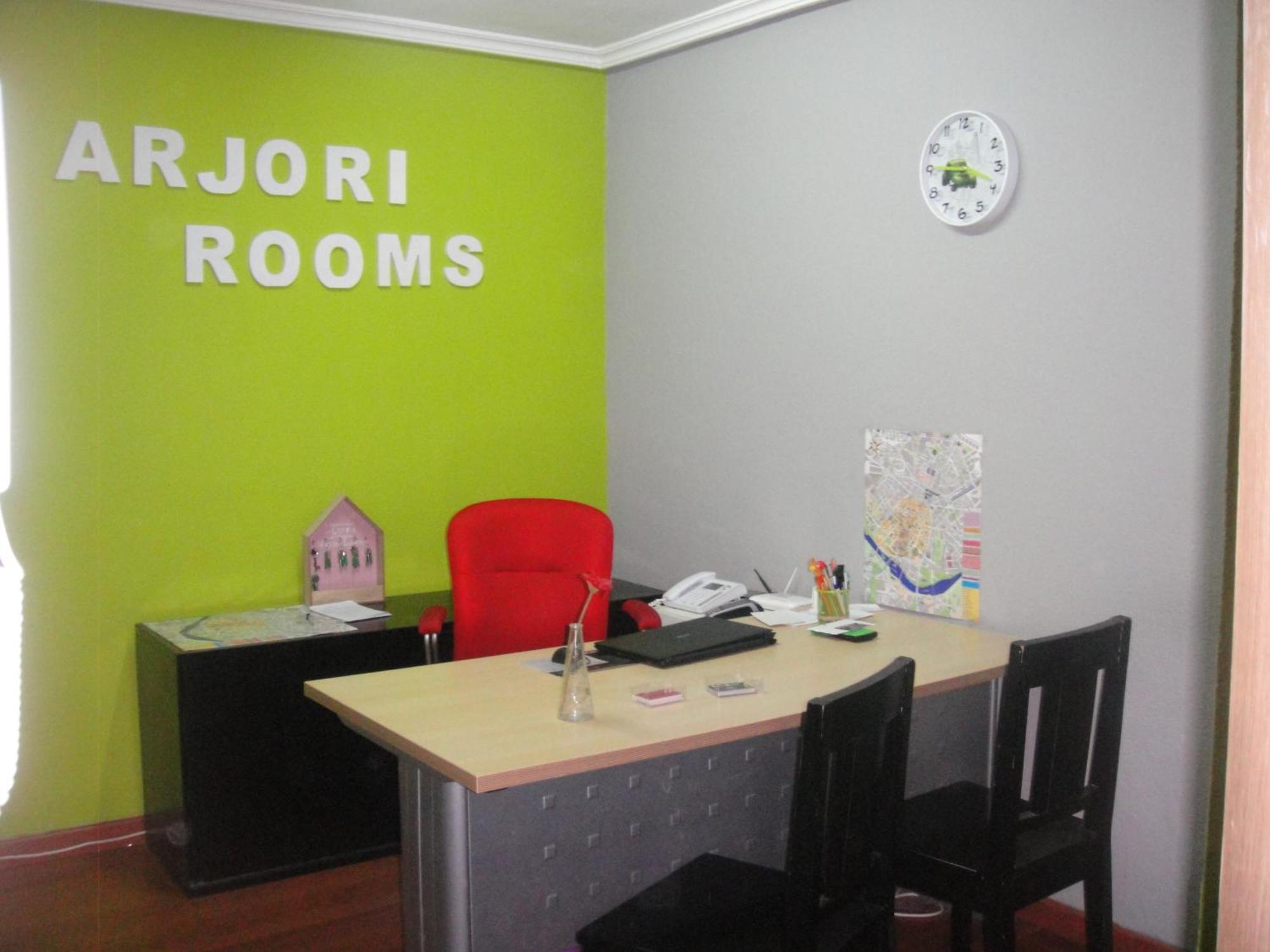 Arjori Rooms Hostal サラマンカ エクステリア 写真
