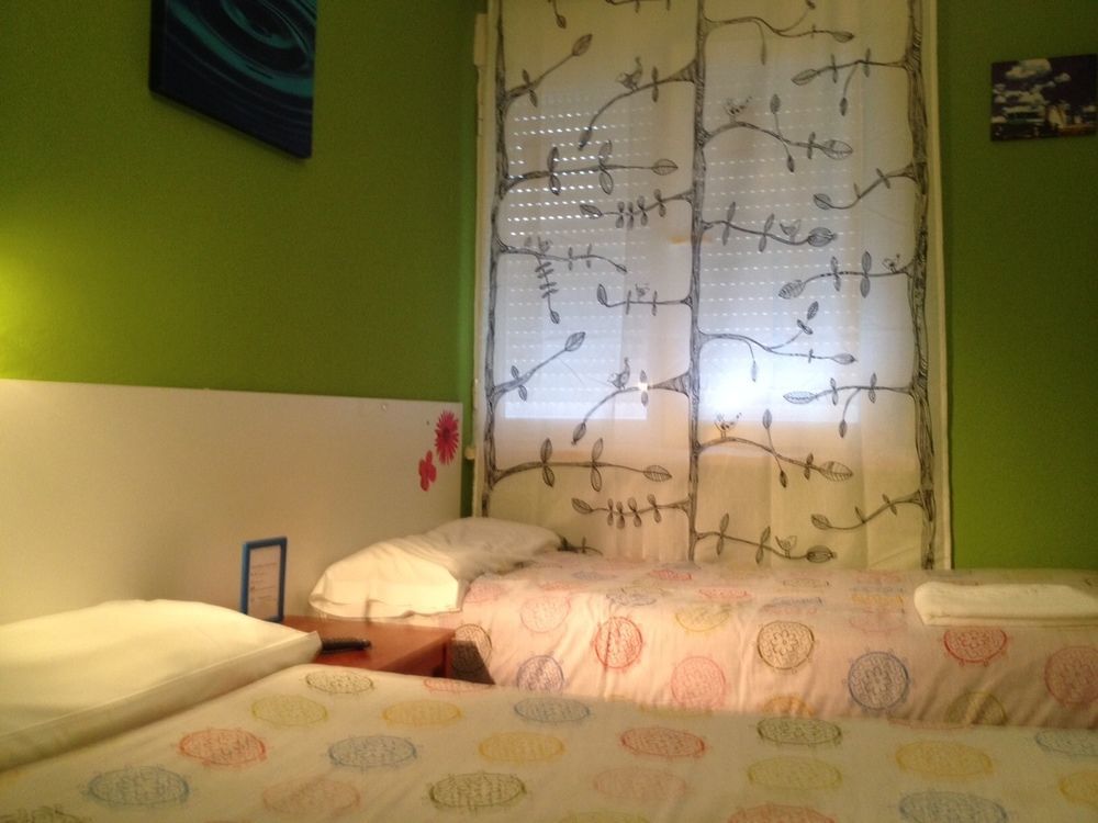 Arjori Rooms Hostal サラマンカ エクステリア 写真